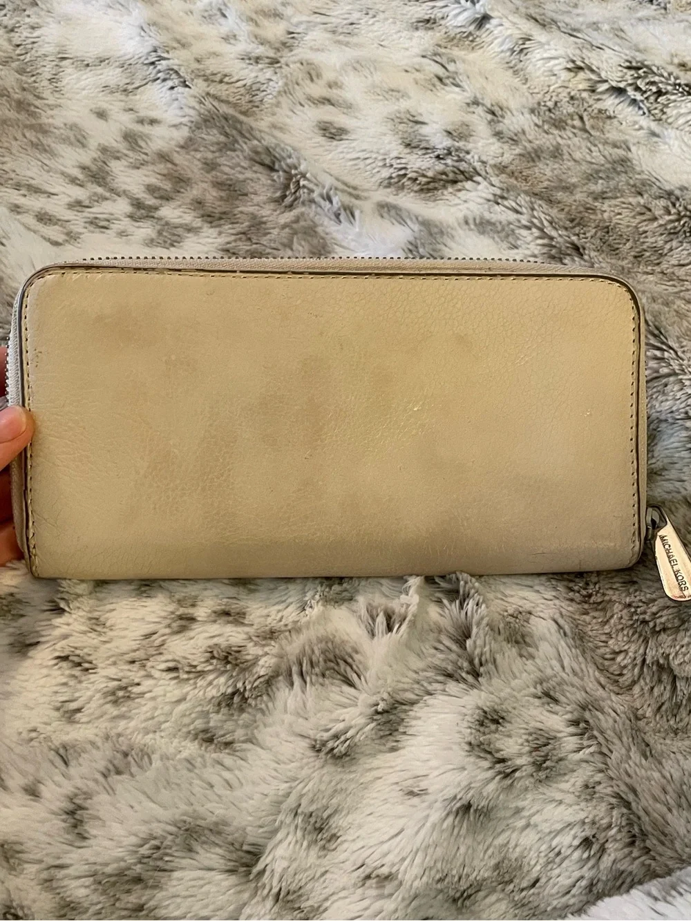 Michael Kors Light Cream Leather Zip Wallet with Metal Logo Plate